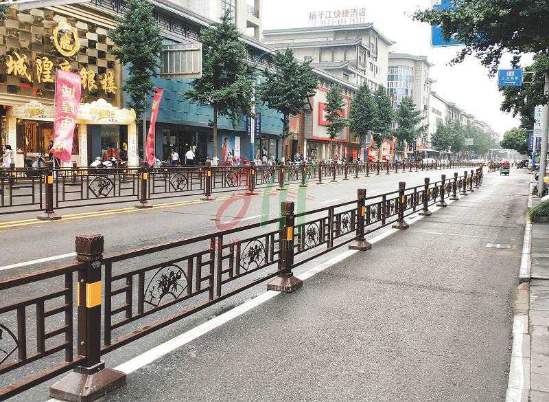 市政道路護欄的建設有哪些問題需要注意呢 市政道路護欄的建設有哪些問題需要注意呢